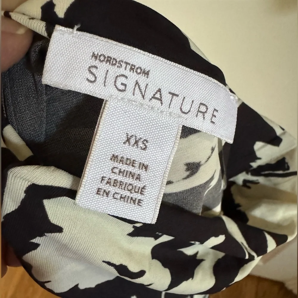 Nordstrom’s Signature floral top - Picture 3 of 8